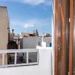 Villa Naxos Superior Triple Balcony 200m From St George Views Saint George
