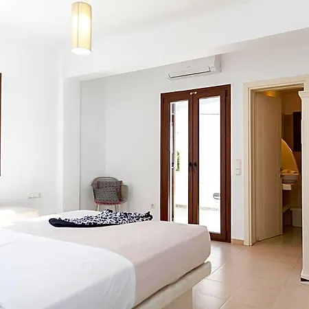 Naxos Superior Triple Balcony 200m From St George Views Saint George