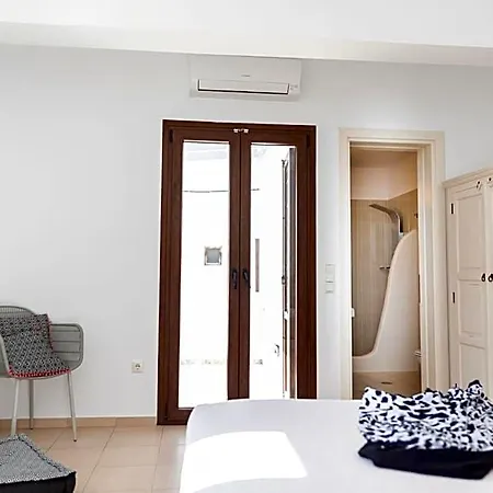 Naxos Superior Triple Balcony 200m From St George Views Saint George Naxos City